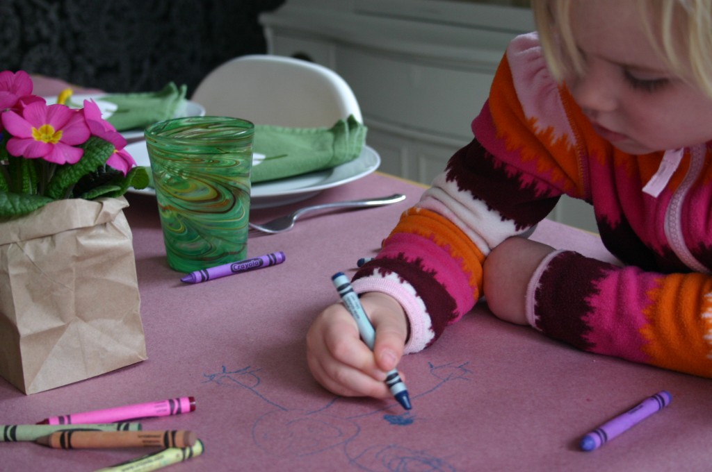 img_1020 Craft paper purchased in large rolls make excellent tableclothes for casual, child friendly dining. Scatter a few crayons around the table and even the adults can't resist the urge to doodle and dine.