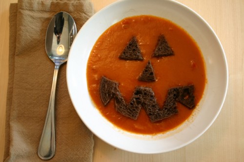 IMG_8930 Tomate bisque soup with pumpernickel bread croutons make it easy to serve up soup with a smile.