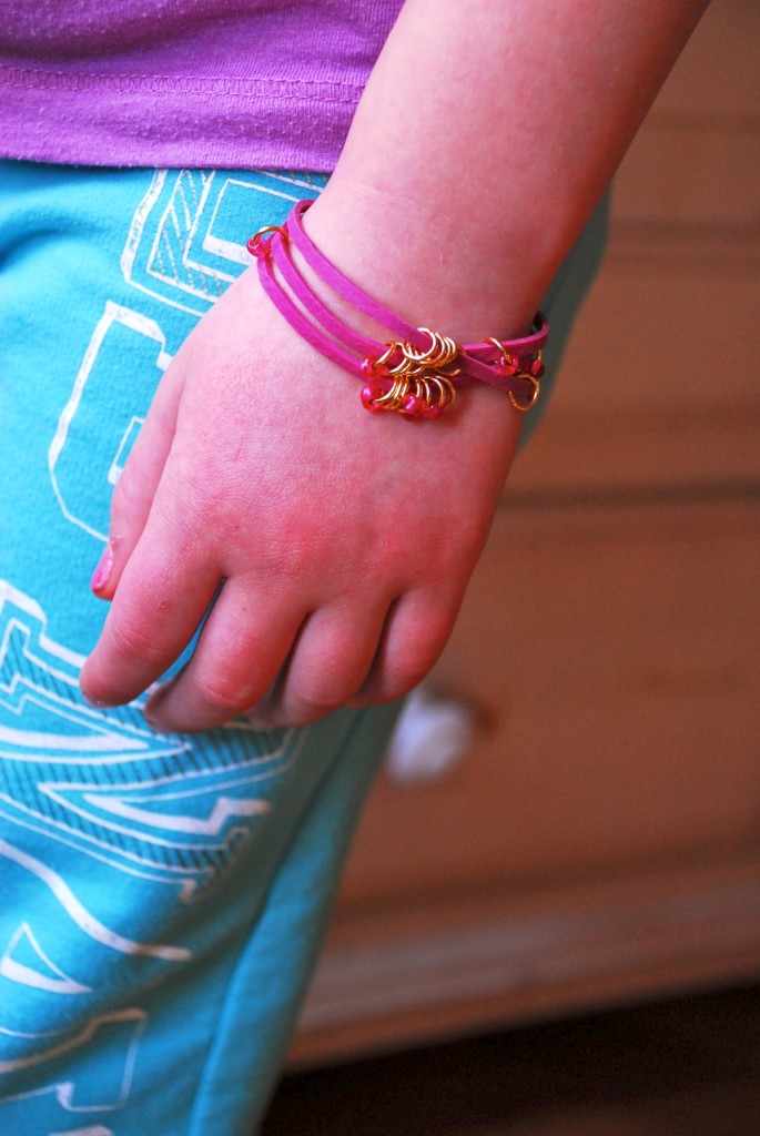 DSC_0086 Family Chic rubber band bracelets