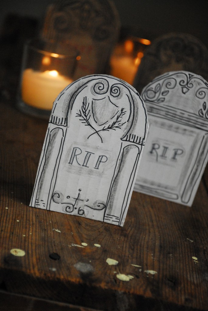 family chic mini cemetery www.family-chic.com