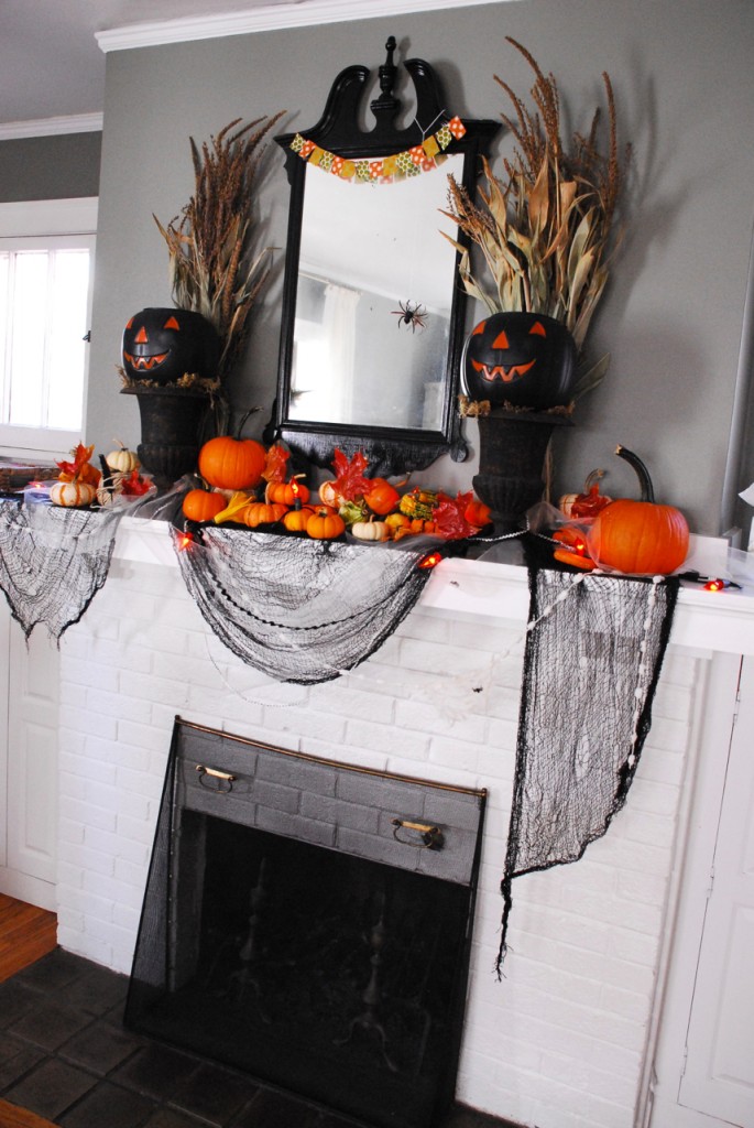 family chic mantel www.family-chic.com