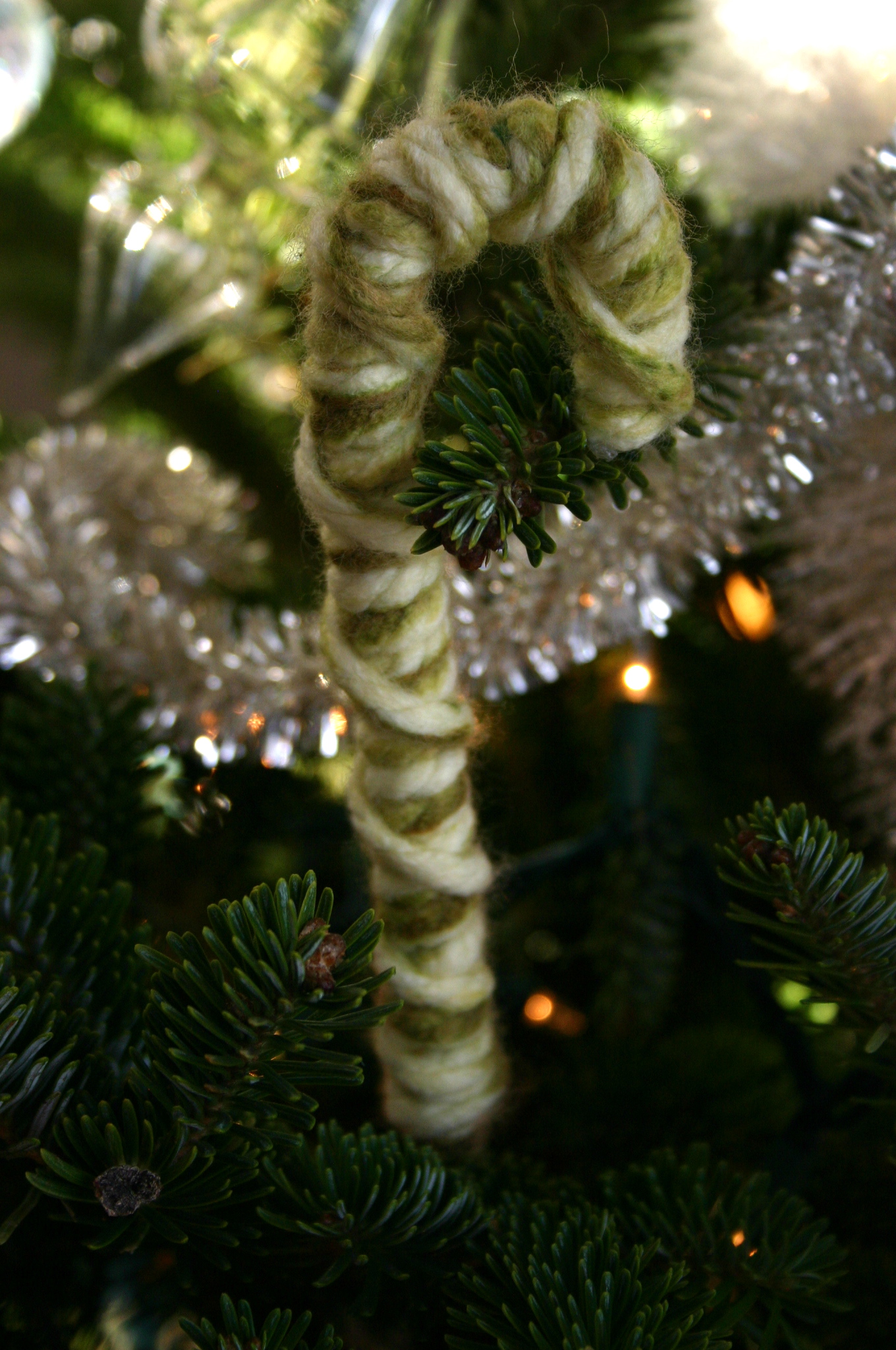 Yarn Candy Canes | Family Chic